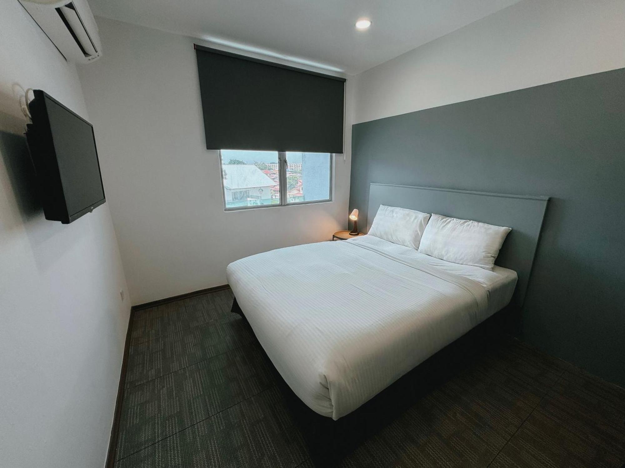 The Concept Hotel Melaka City Exteriör bild